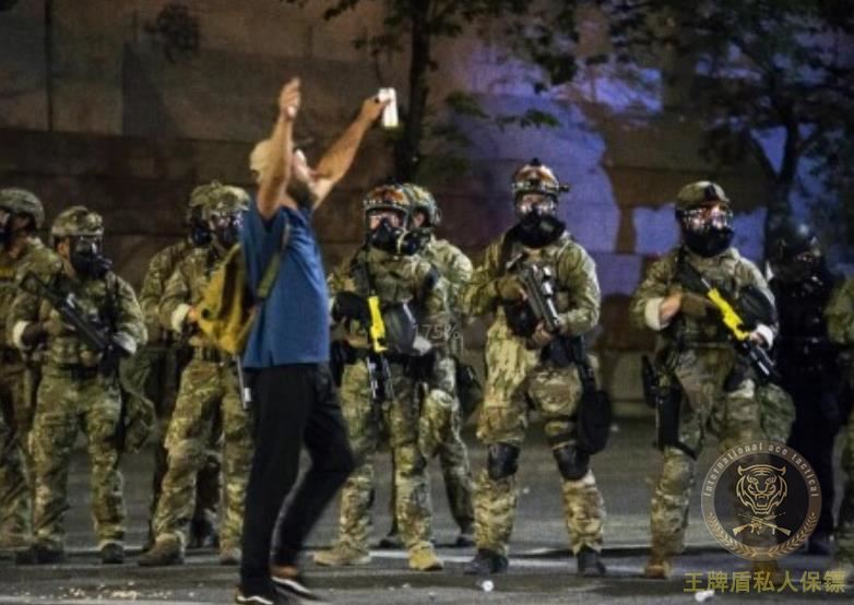 私人保鏢 私人保鏢