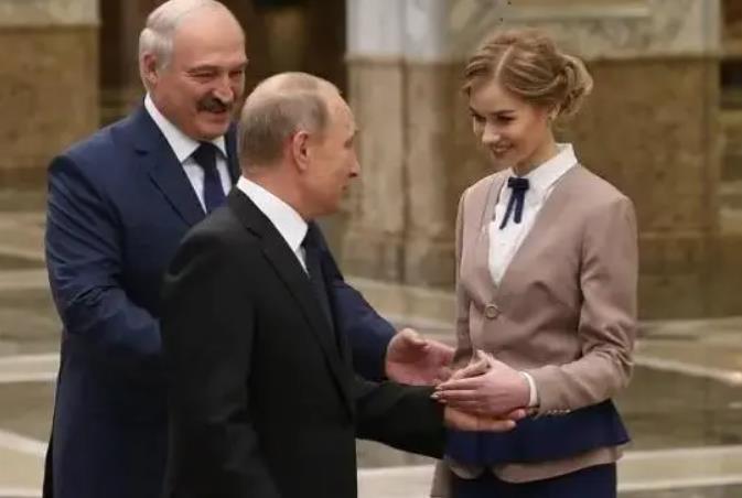 女子遇威脅,機智求助私人保鏢獲救